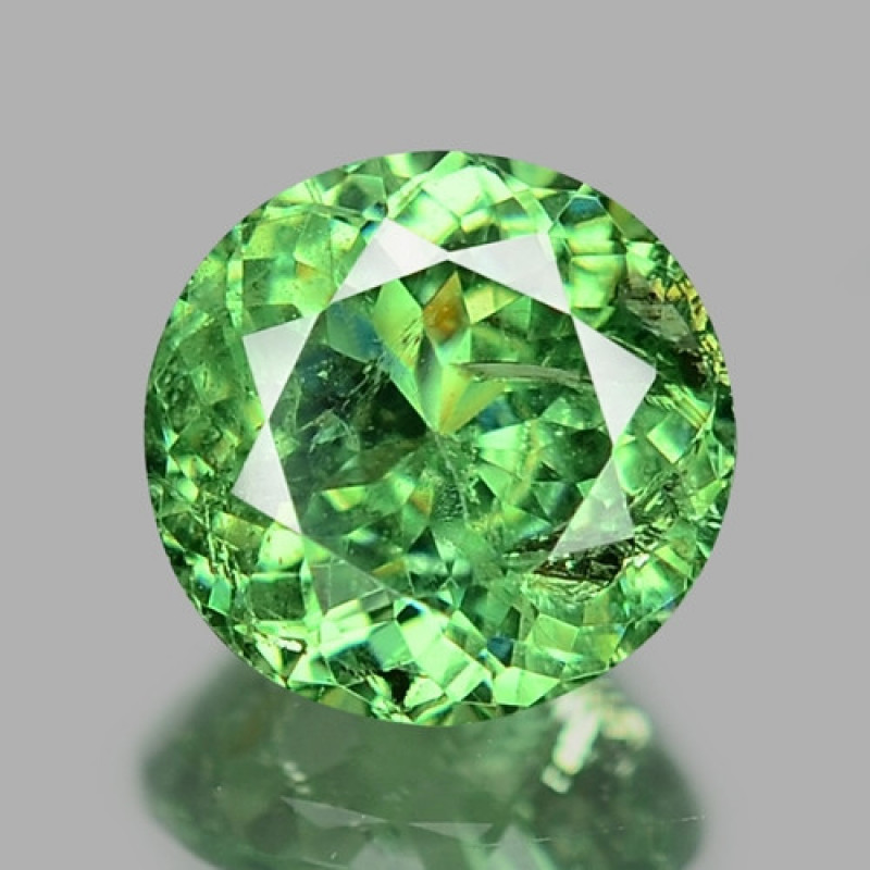piedra preciosa verde