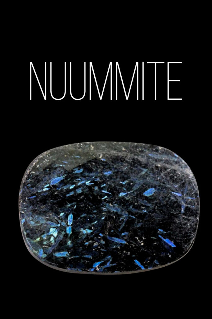 Nuummita: propiedades, beneficios y significado de esta piedra mágica