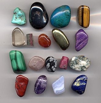 Piedras preciosas de berilo: descubre sus propiedades y beneficios